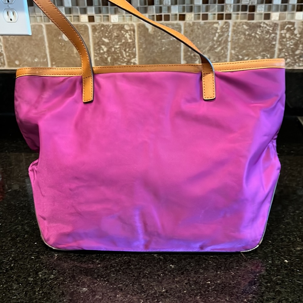 Michael Kors Fuschia Purse w/ shoulder straps - excellent condition - Picture 5 of 12
